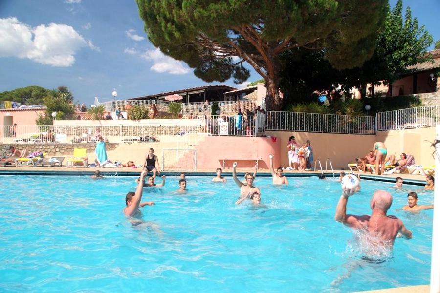 Camping Montana Parc - Gassin Golfe De St Tropez - Maeva エクステリア 写真