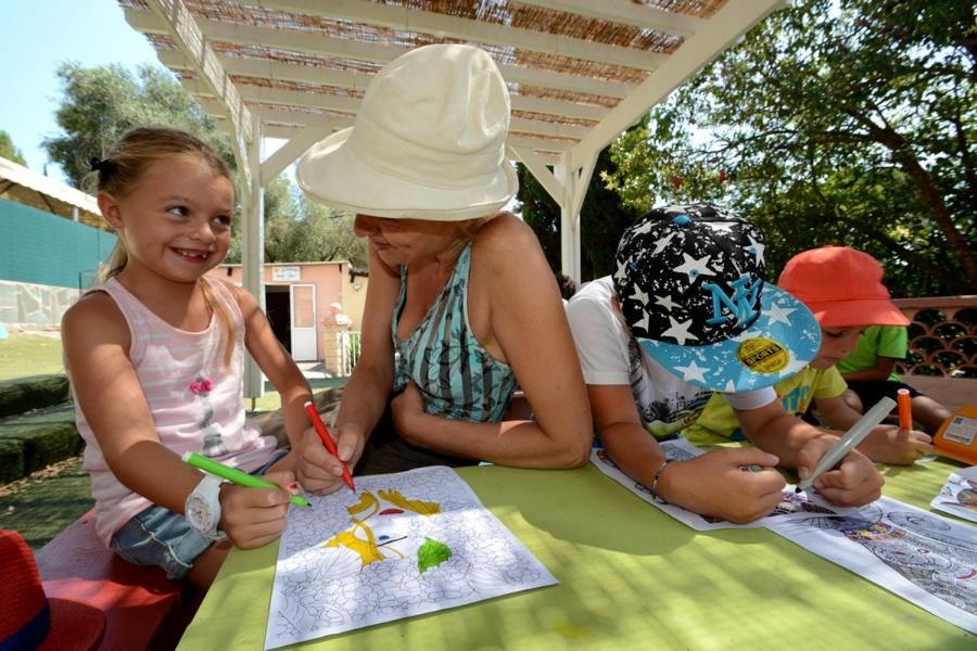 Camping Montana Parc - Gassin Golfe De St Tropez - Maeva エクステリア 写真